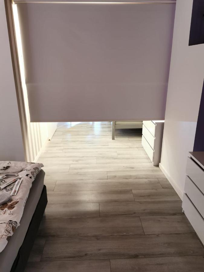 Vakantiehuis H&A 4 Sterren 伊普尔 外观 照片