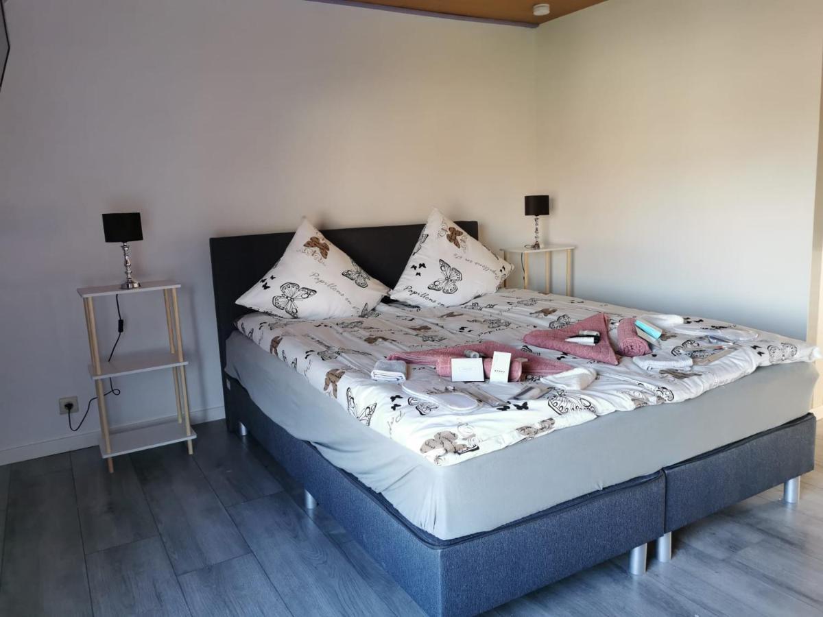 Vakantiehuis H&A 4 Sterren 伊普尔 外观 照片