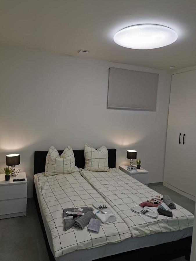 Vakantiehuis H&A 4 Sterren 伊普尔 外观 照片